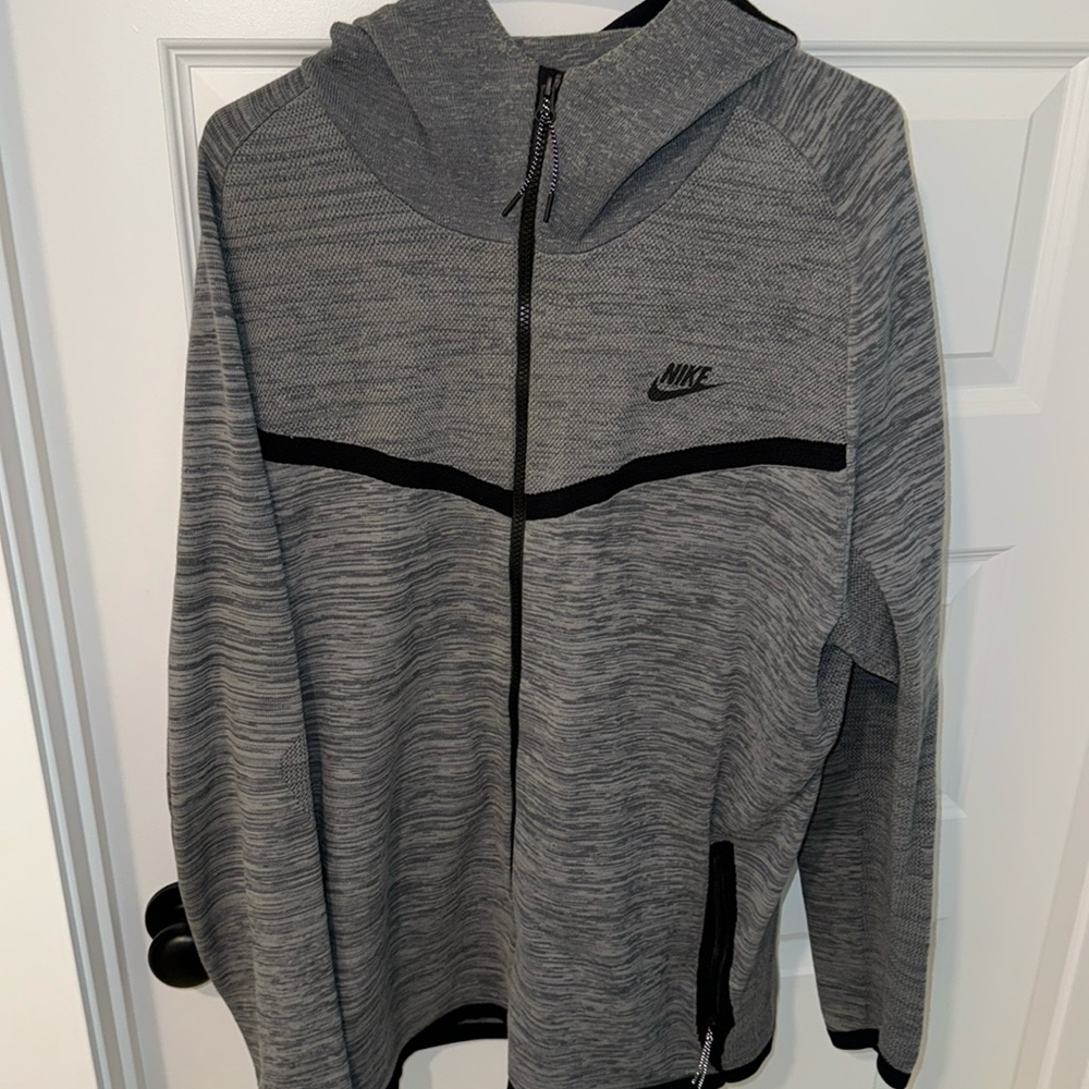 Nike Tech Knit Wind runner Zip up
